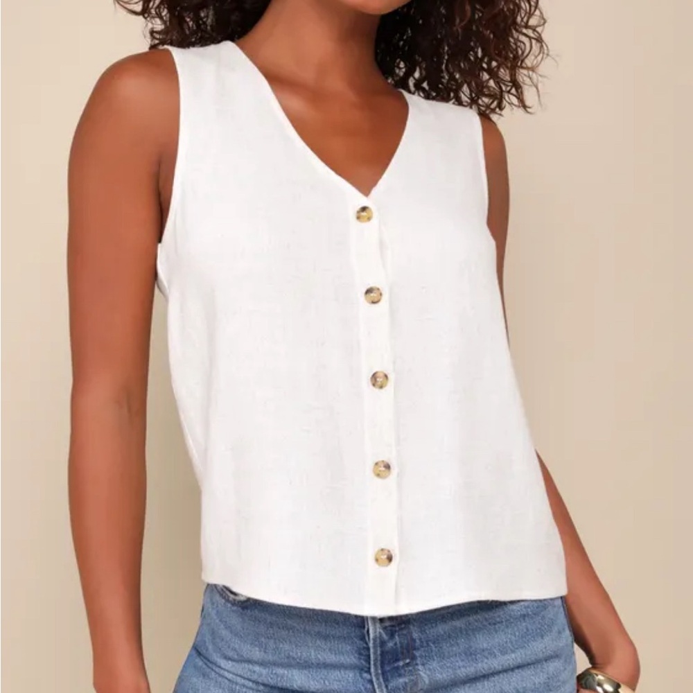 Linen tank top.
